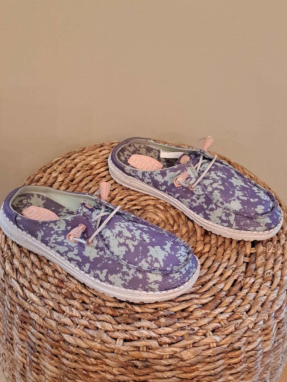 Hey Dude Womens Wendy Slip Party Animal Purple/Mint Print Casual Loafer Mules 7
